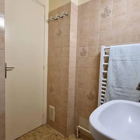Cosy 4 Pers, Terrasse, Parking, Wifi, Proche Commerces Et Telesiege - Fr-1-525-232 Apartment *